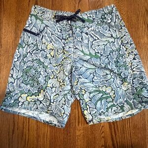 Patagonia Men's Blue Leaf Swim Trunk Short Size 31